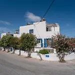 Апартаменты Livadia Seaside 12 Парос