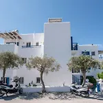 Livadia Seaside 12 Апартаменты *