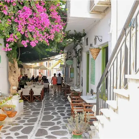 Livadia Seaside 12 Apartment